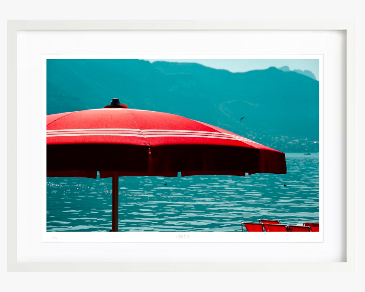 « Contraste » — Amandine · tirage photo d’art A2, cadre blanc