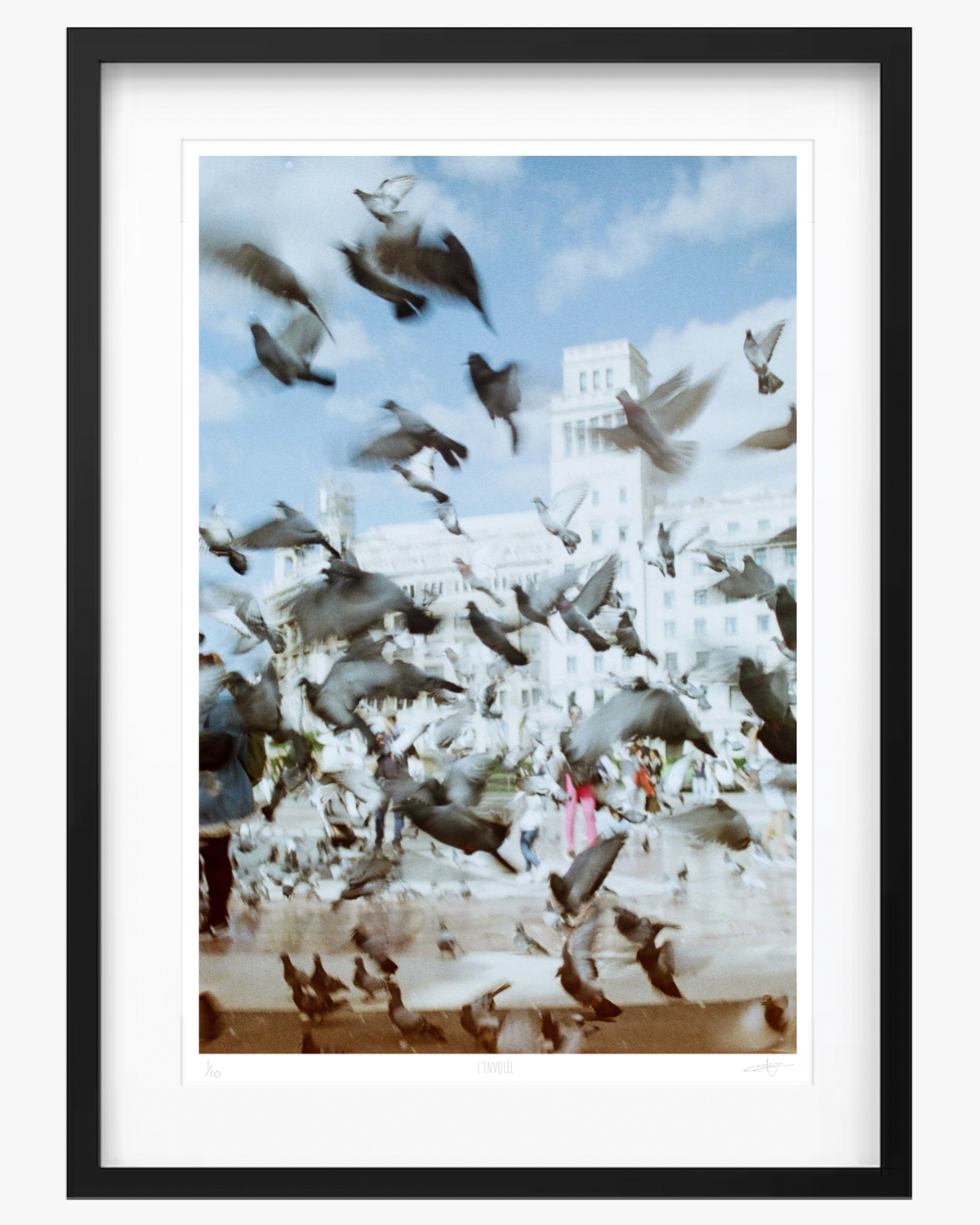 « L’envolée » — SandyHeily · tirage photo d’art A2, cadre noir