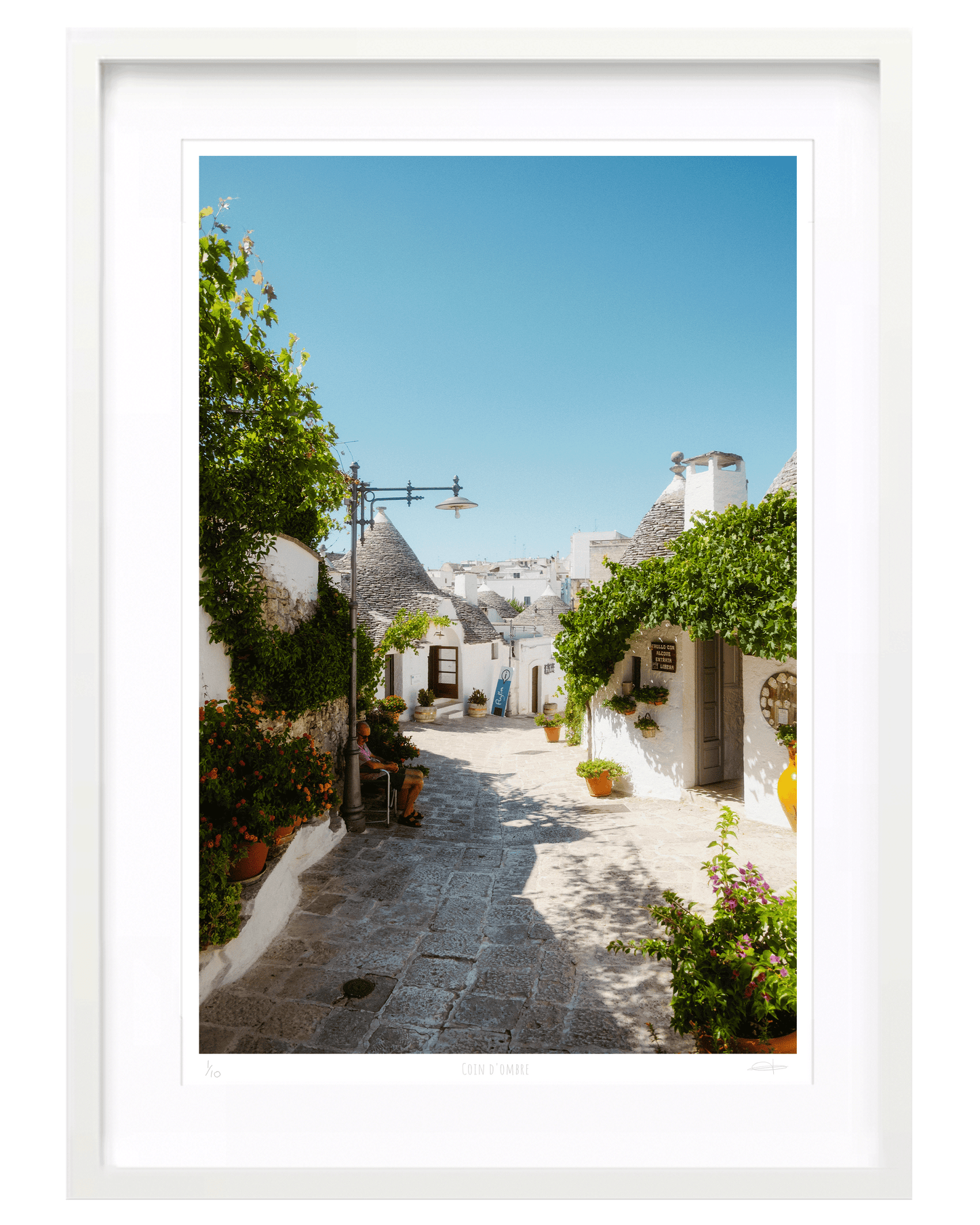 Coin d'ombre — A2 — cadre blanc